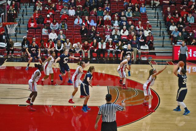 UH Women's Basketball 2014 5